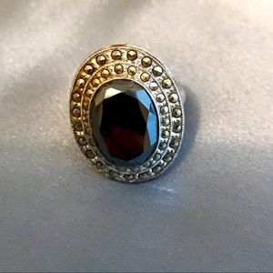 Ring- black and silver